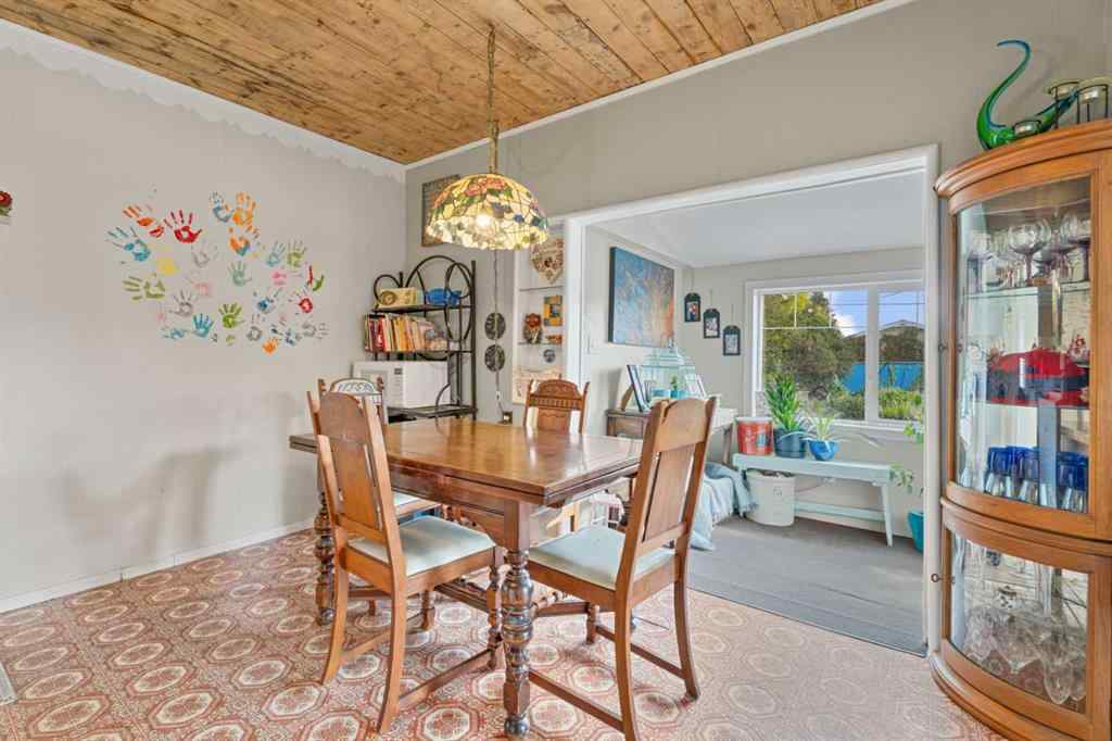 MLS® A2259470 - 4517 & 4513 46 Street  in Central Core Sylvan Lake, Residential