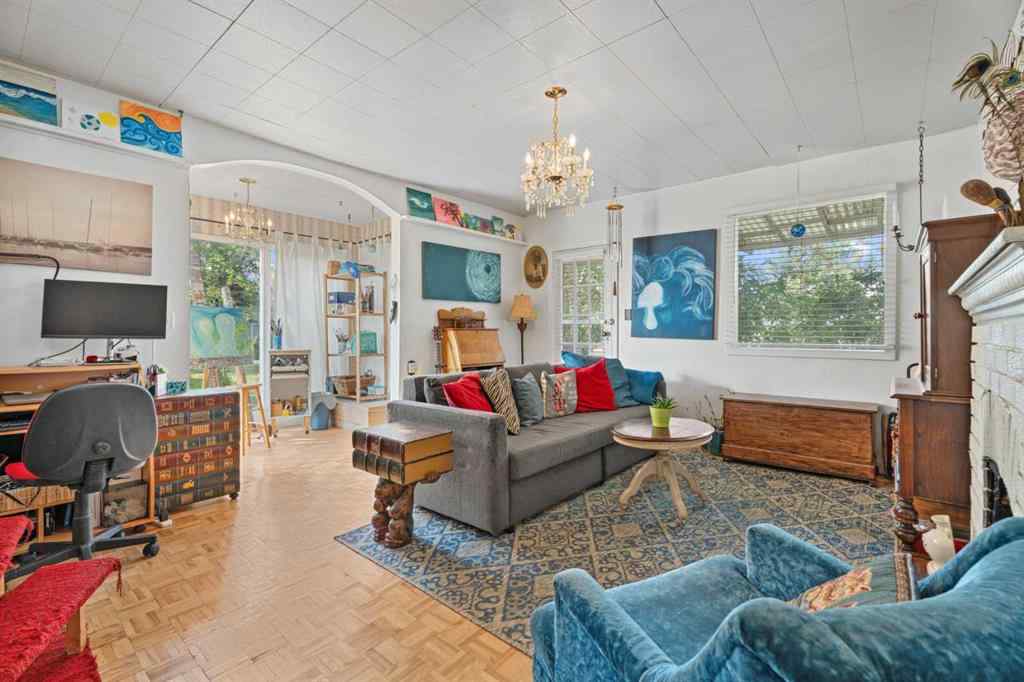 MLS® A2259470 - 4517 & 4513 46 Street  in Central Core Sylvan Lake, Residential