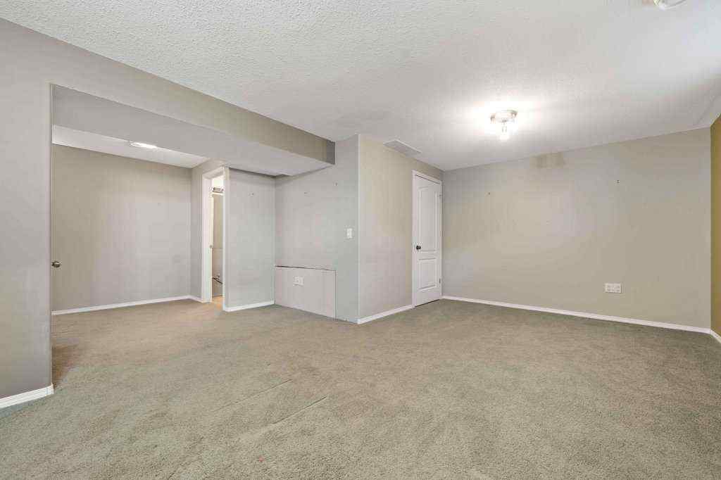 MLS® A2259478 - 324 Washington Way SE in River Flats Medicine Hat, Residential