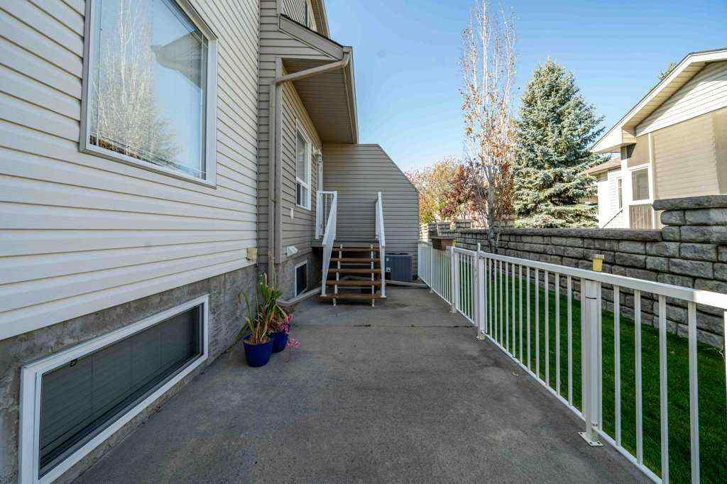 MLS® A2259478 - 324 Washington Way SE in River Flats Medicine Hat, Residential