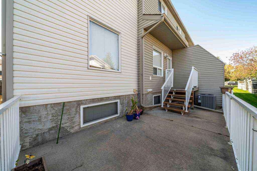 MLS® A2259478 - 324 Washington Way SE in River Flats Medicine Hat, Residential