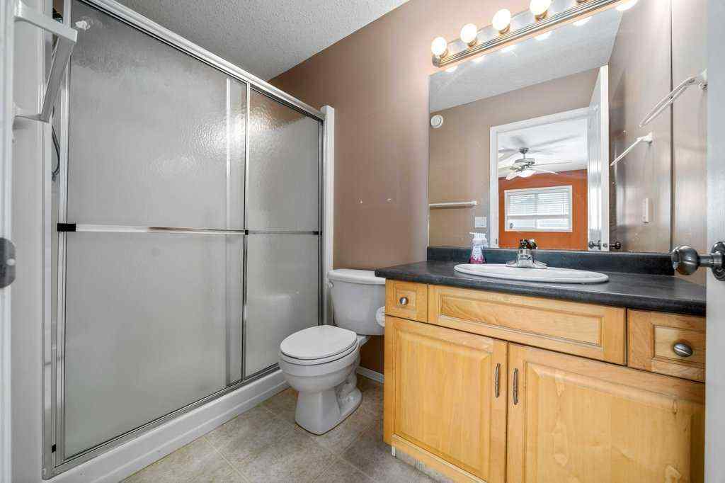 MLS® A2259478 - 324 Washington Way SE in River Flats Medicine Hat, Residential