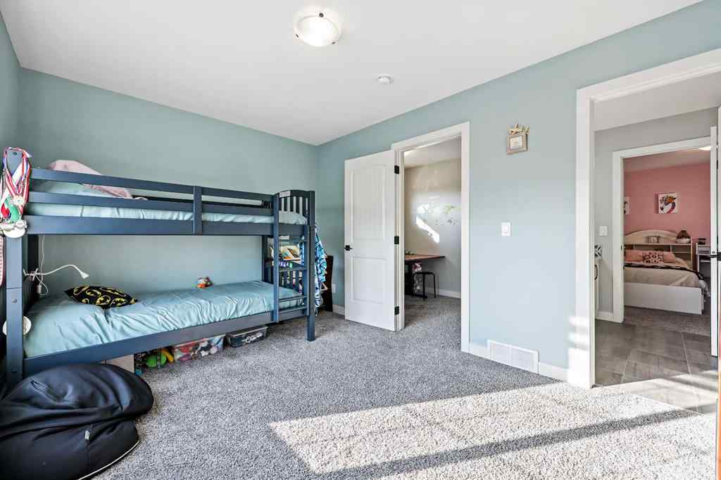 MLS® A2259480 - 34 Coach Ridge Point SW in Coach Hill Calgary, Residential