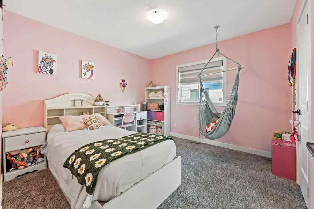 MLS® A2259480 - 34 Coach Ridge Point SW in Coach Hill Calgary, Residential