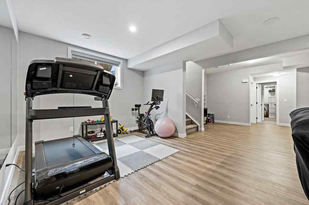 MLS® A2259480 - 34 Coach Ridge Point SW in Coach Hill Calgary, Residential