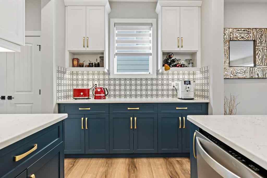 MLS® A2259480 - 34 Coach Ridge Point SW in Coach Hill Calgary, Residential