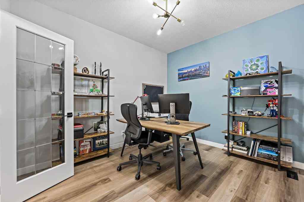 MLS® A2259480 - 34 Coach Ridge Point SW in Coach Hill Calgary, Residential