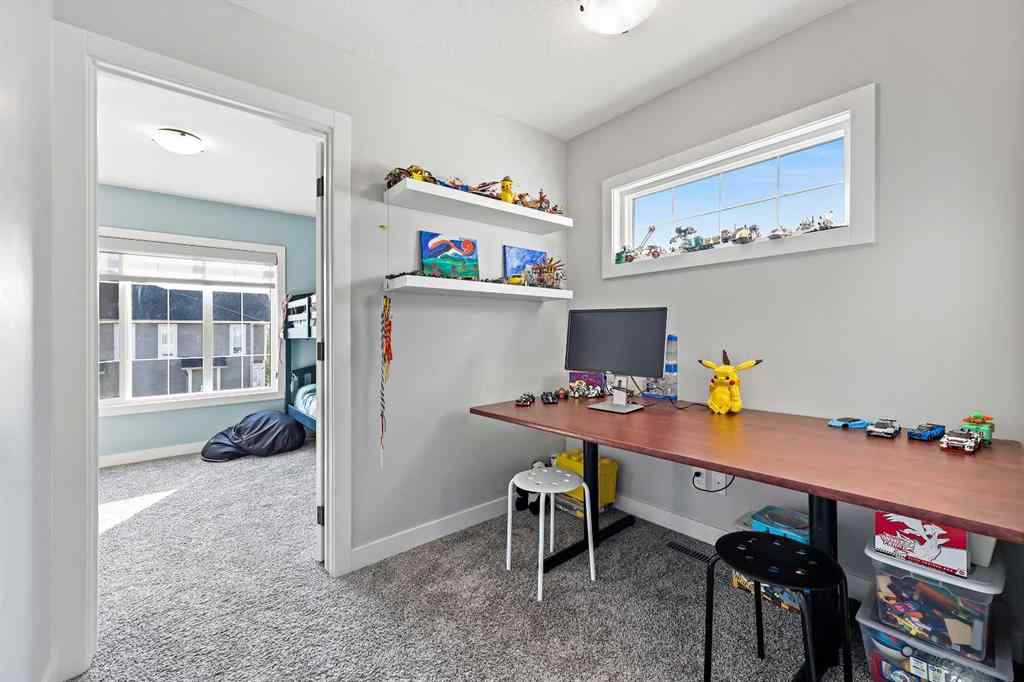 MLS® A2259480 - 34 Coach Ridge Point SW in Coach Hill Calgary, Residential