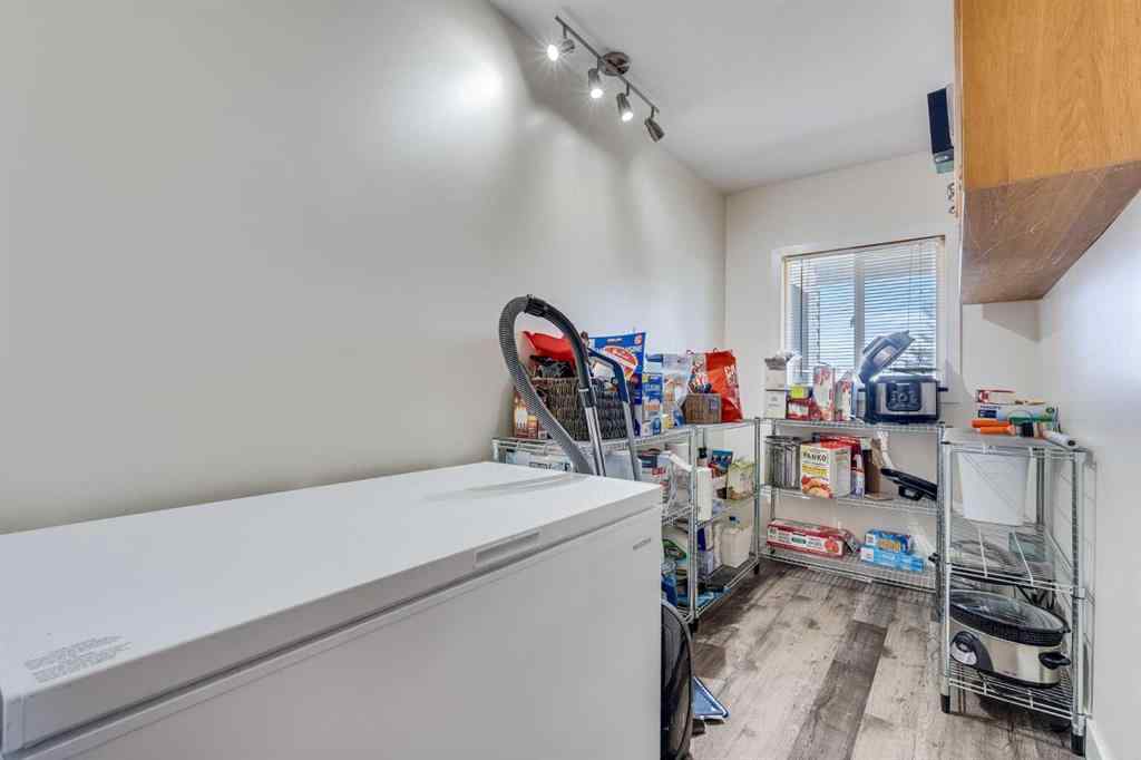 MLS® A2259485 - 230 Frederick Avenue W in NONE Standard, Residential