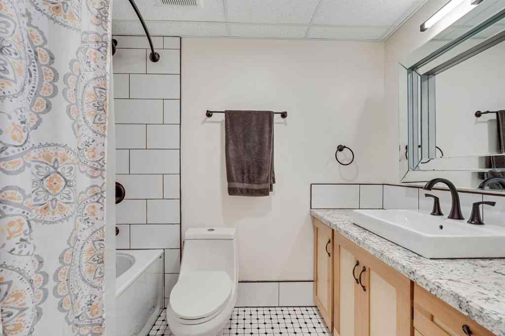 MLS® A2259485 - 230 Frederick Avenue W in NONE Standard, Residential