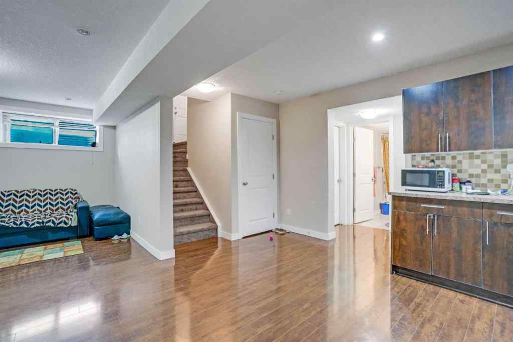 MLS® A2259486 - 272 Skyview Shores Manor NE in Skyview Ranch Calgary, Residential