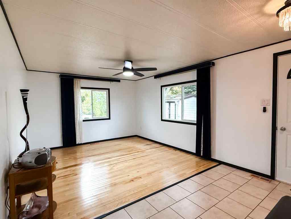 MLS® A2259487 - Unit #249 133 Jarvis Street  in Mountain View Hinton, Mobile