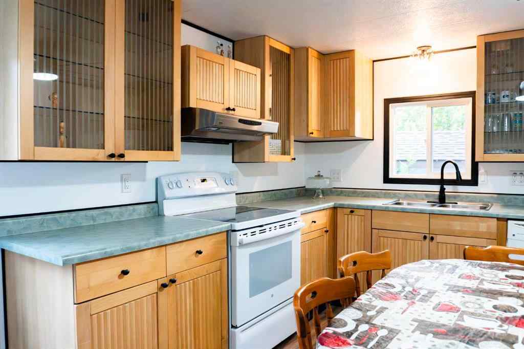 MLS® A2259487 - Unit #249 133 Jarvis Street  in Mountain View Hinton, Mobile