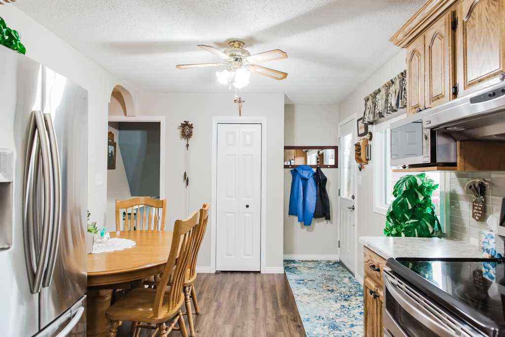 MLS® A2259493 - 9905 70 Avenue  in South Patterson Place Grande Prairie, Residential