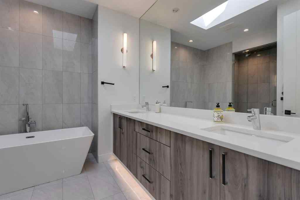 MLS® A2259496 - 1831 30 Avenue SW in South Calgary Calgary, Residential