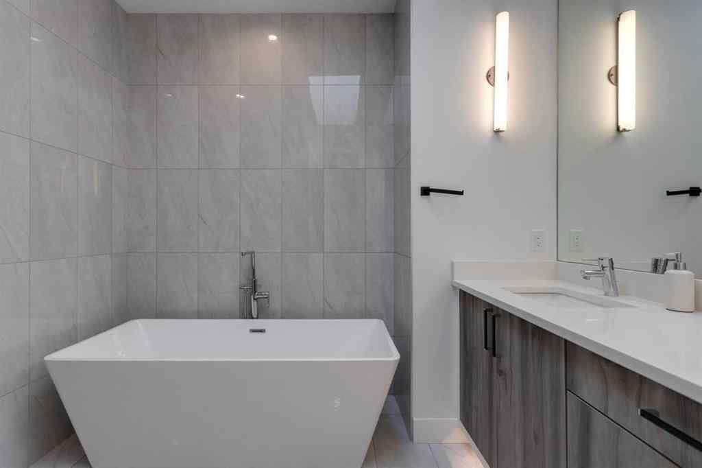 MLS® A2259496 - 1831 30 Avenue SW in South Calgary Calgary, Residential