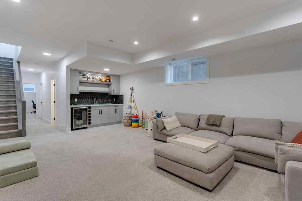 MLS® A2259496 - 1831 30 Avenue SW in South Calgary Calgary, Residential