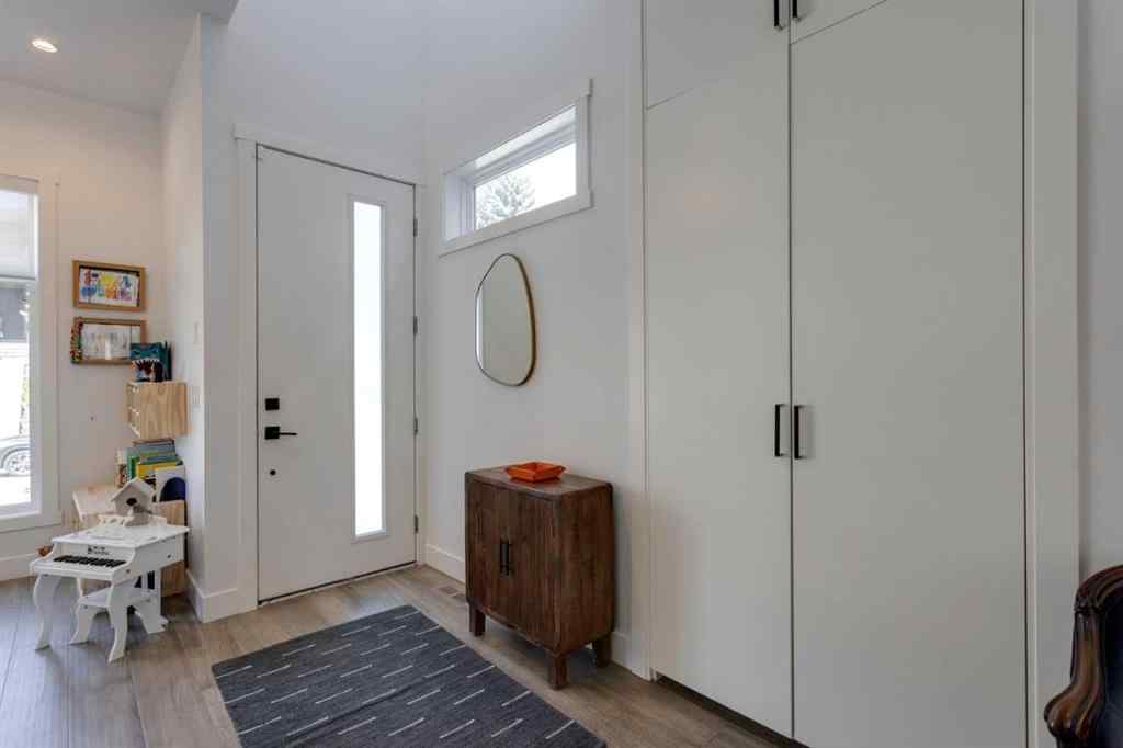 MLS® A2259496 - 1831 30 Avenue SW in South Calgary Calgary, Residential