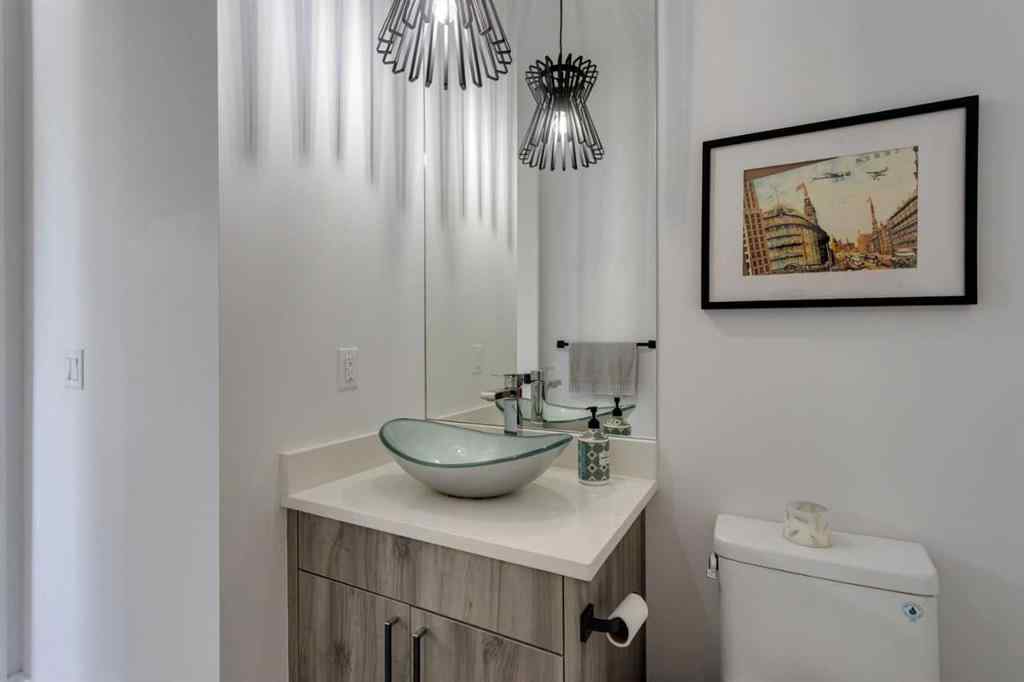 MLS® A2259496 - 1831 30 Avenue SW in South Calgary Calgary, Residential