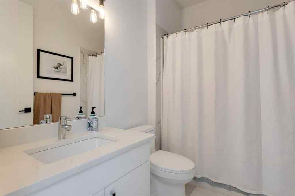 MLS® A2259496 - 1831 30 Avenue SW in South Calgary Calgary, Residential