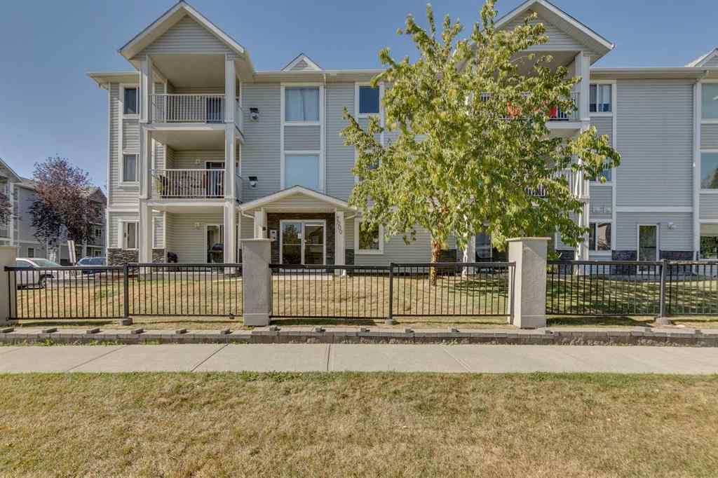 MLS® A2259499 - Unit #301 7301 Valleyview Park SE in Dover Calgary, Residential
