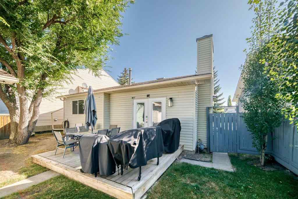 MLS® A2259501 - 208 Woodbine Boulevard SW in Woodbine Calgary, Residential