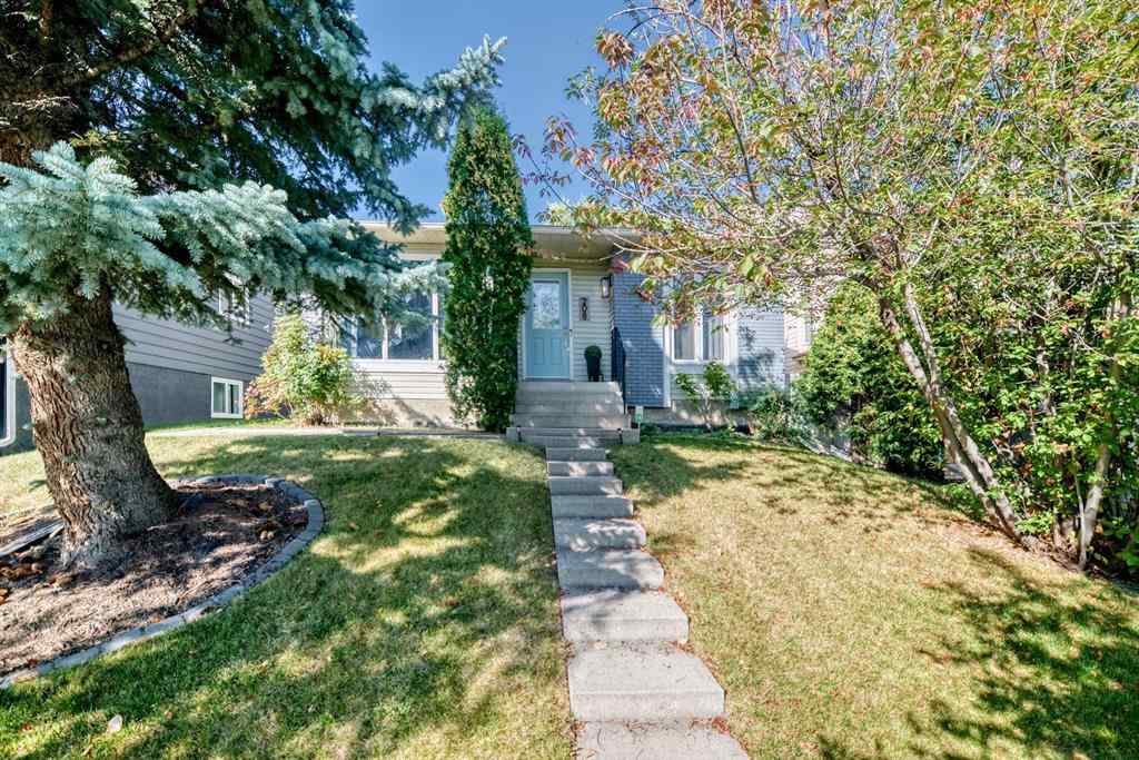 MLS® A2259501 - 208 Woodbine Boulevard SW in Woodbine Calgary, Residential