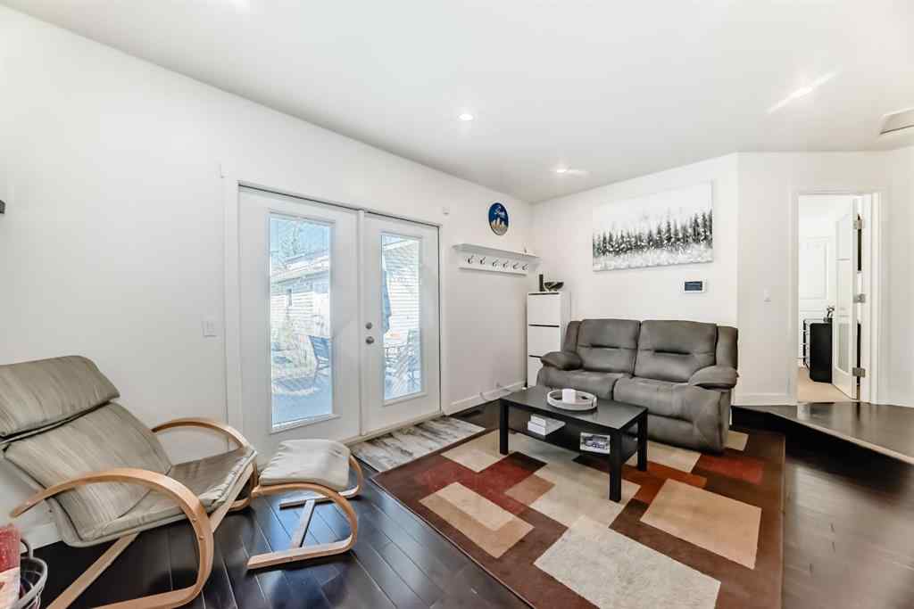 MLS® A2259501 - 208 Woodbine Boulevard SW in Woodbine Calgary, Residential