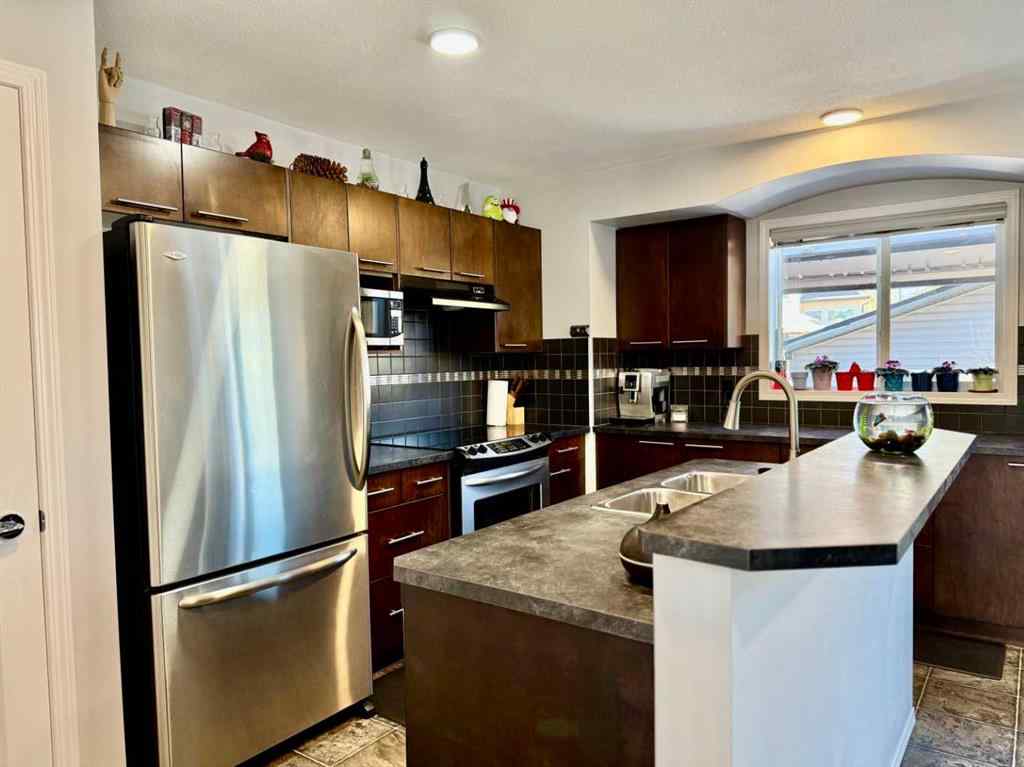 MLS® A2259506 - 43 Bridlecrest Road SW in Bridlewood Calgary, Residential