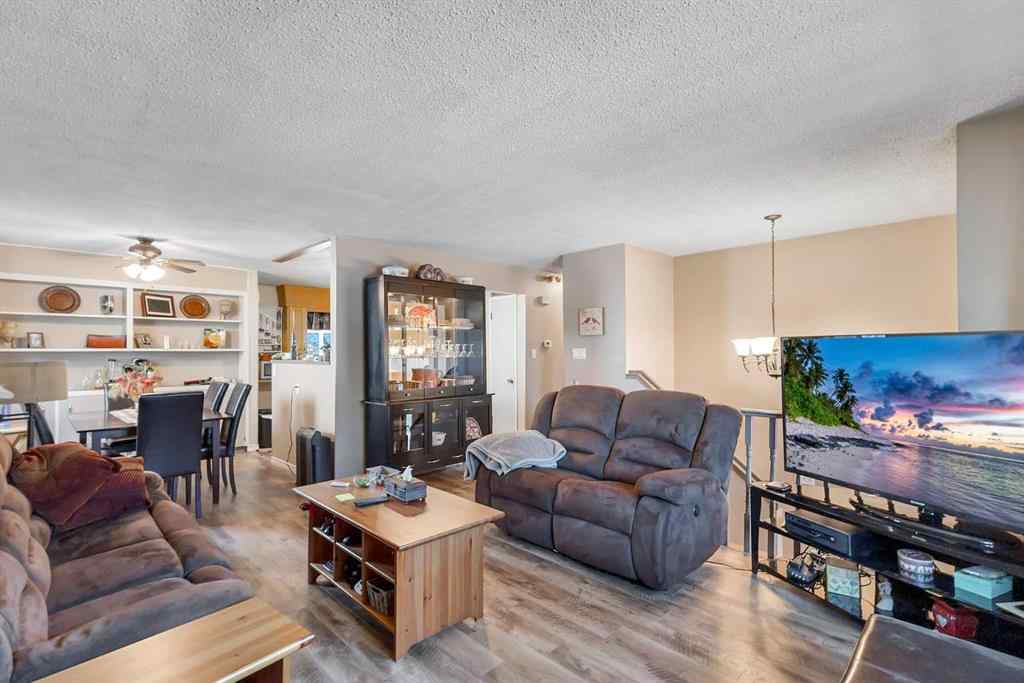 MLS® A2259512 - 3335 Doverview Road SE in Dover Calgary, Residential