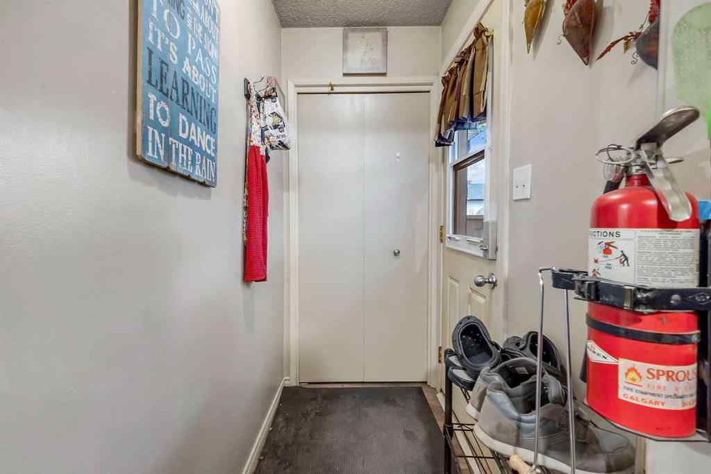 MLS® A2259512 - 3335 Doverview Road SE in Dover Calgary, Residential