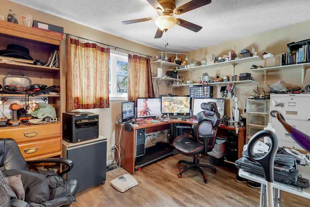 MLS® A2259512 - 3335 Doverview Road SE in Dover Calgary, Residential