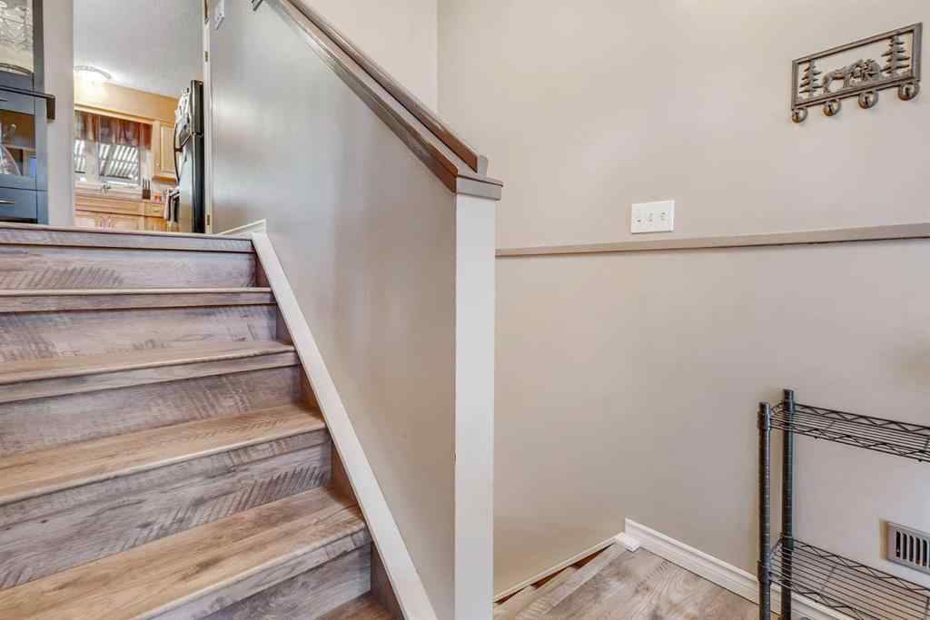 MLS® A2259512 - 3335 Doverview Road SE in Dover Calgary, Residential