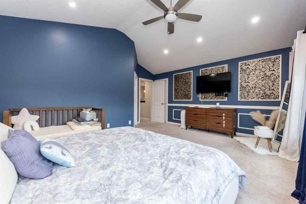 MLS® A2259514 - 239 Ravenscroft Green SE in Ravenswood Airdrie, Residential
