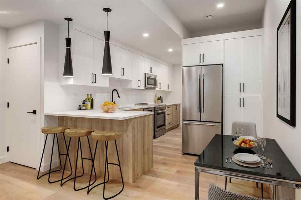 MLS® A2259516 - 233 25 Avenue NE in Tuxedo Park Calgary, Commercial