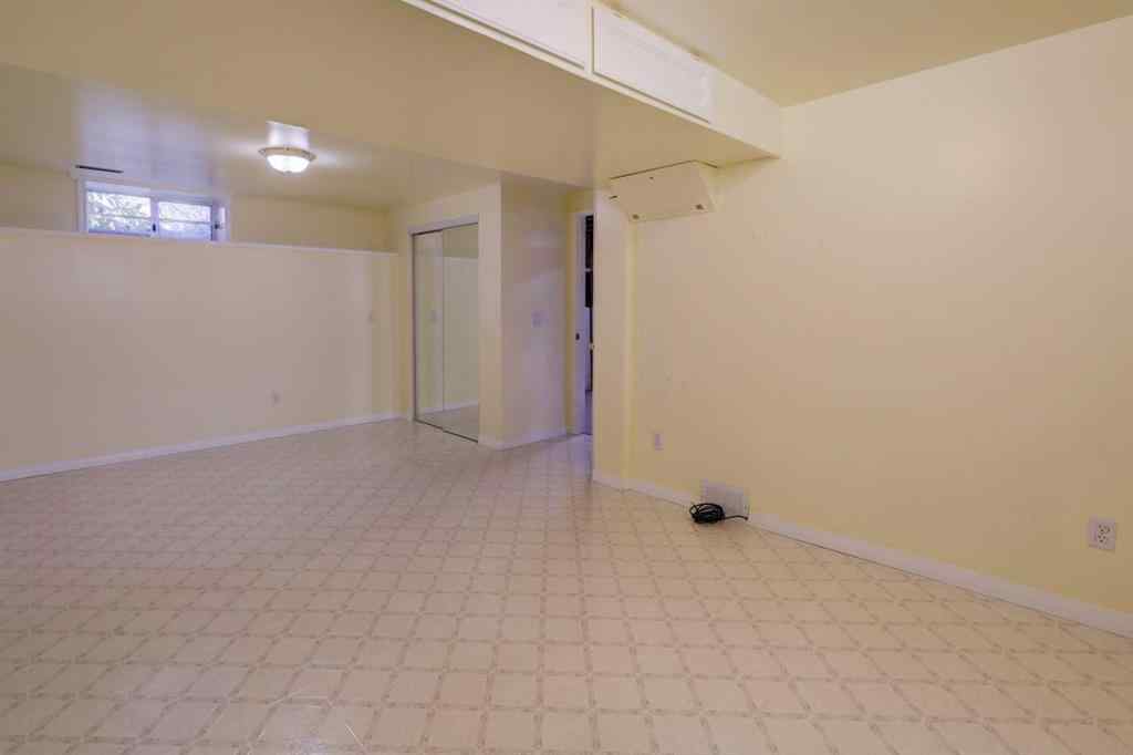 MLS® A2259528 - 8127 43 Avenue NW in Bowness Calgary, Residential