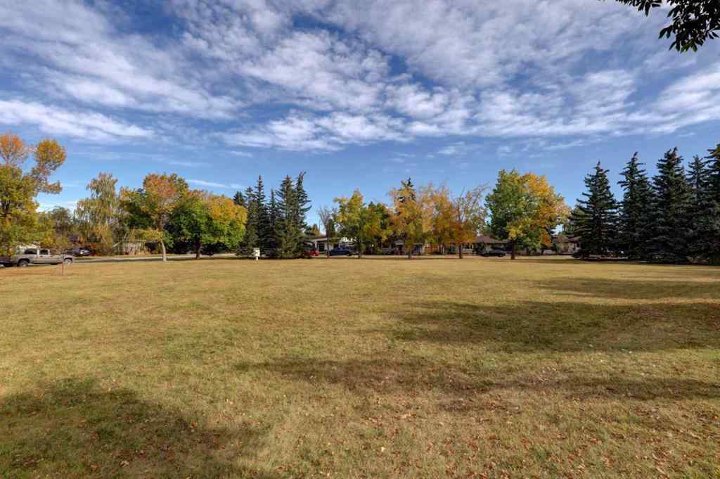 MLS® A2259528 - 8127 43 Avenue NW in Bowness Calgary, Residential