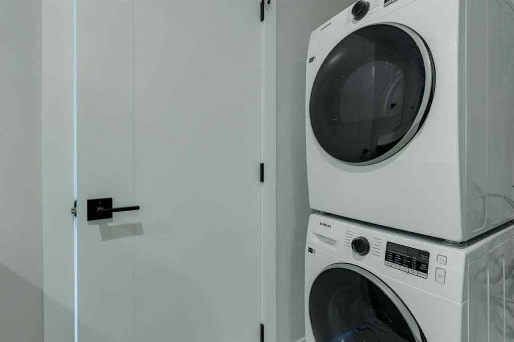 MLS® A2259539 - Unit #504 110 18A Street NW in West Hillhurst Calgary, Residential