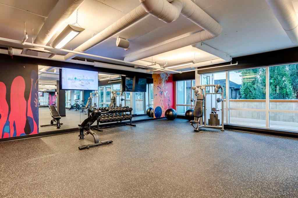 MLS® A2259539 - Unit #504 110 18A Street NW in West Hillhurst Calgary, Residential