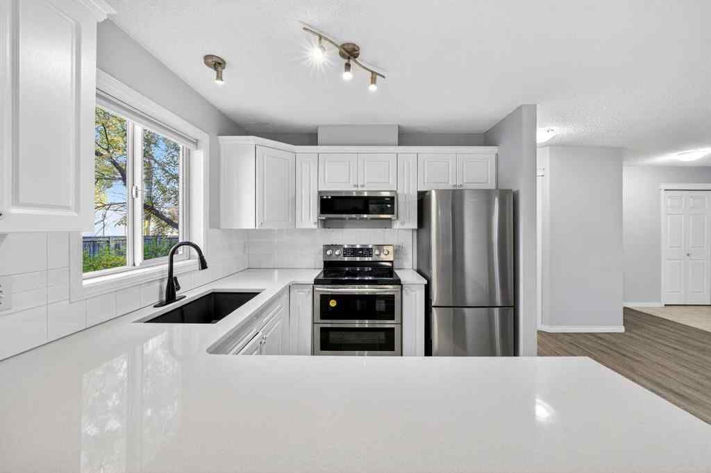 MLS® A2259542 - Unit #208 20 Country Hills View NW in Country Hills Calgary, Residential