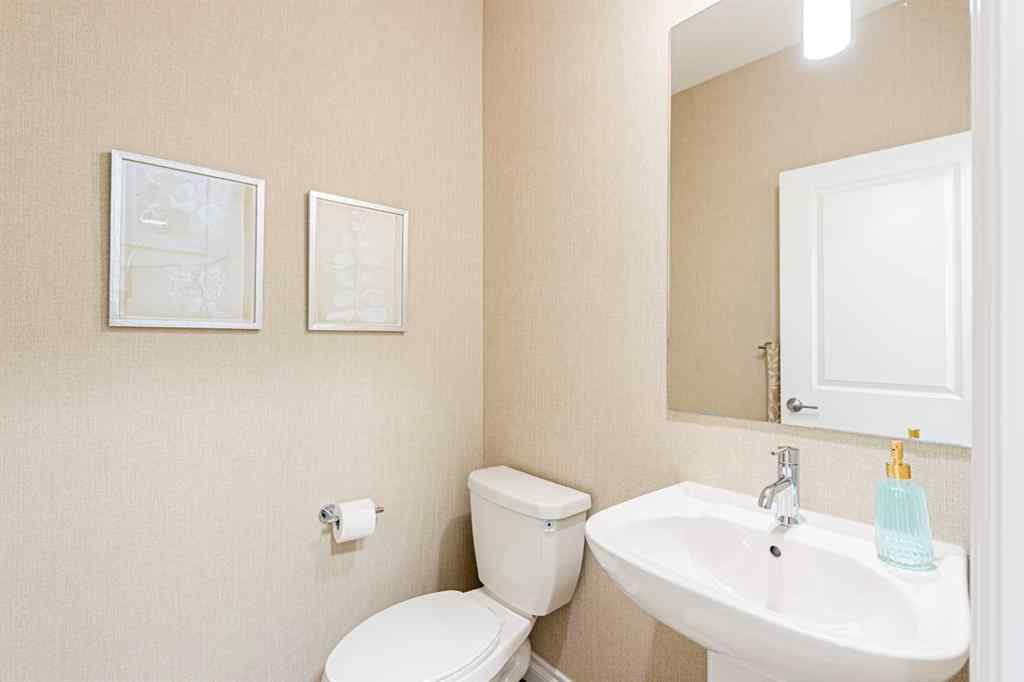 MLS® A2259543 - 2166 Bayview Drive SW in Bayview Airdrie, Residential