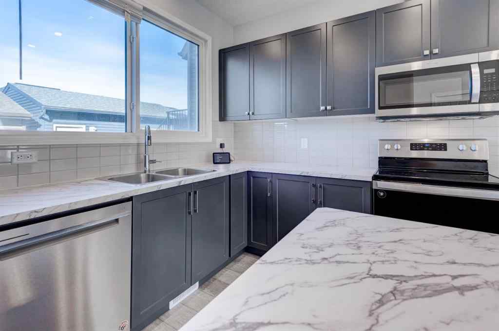 MLS® A2259550 - 362 Wolf Creek Manor SE in Wolf Willow Calgary, Residential