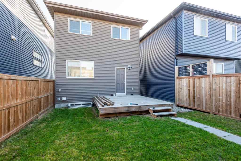 MLS® A2259550 - 362 Wolf Creek Manor SE in Wolf Willow Calgary, Residential