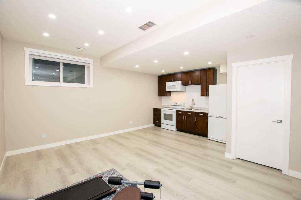 MLS® A2259553 - 216 Chelsea Drive  in Chelsea_CH Chestermere, Residential