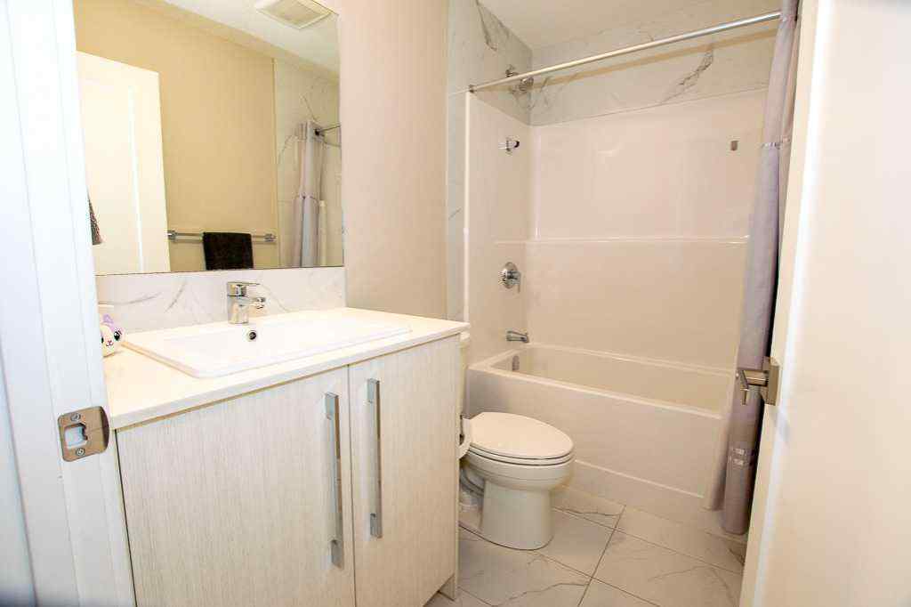 MLS® A2259553 - 216 Chelsea Drive  in Chelsea_CH Chestermere, Residential