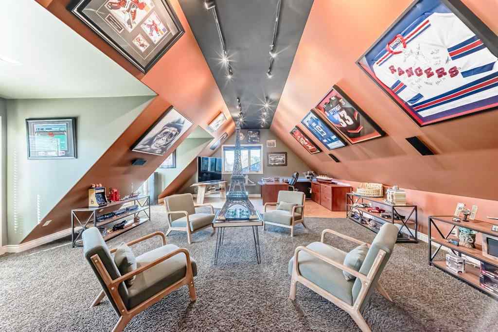 MLS® A2259560 - 716 West Chestermere Drive  in West Chestermere Drive Chestermere, Residential