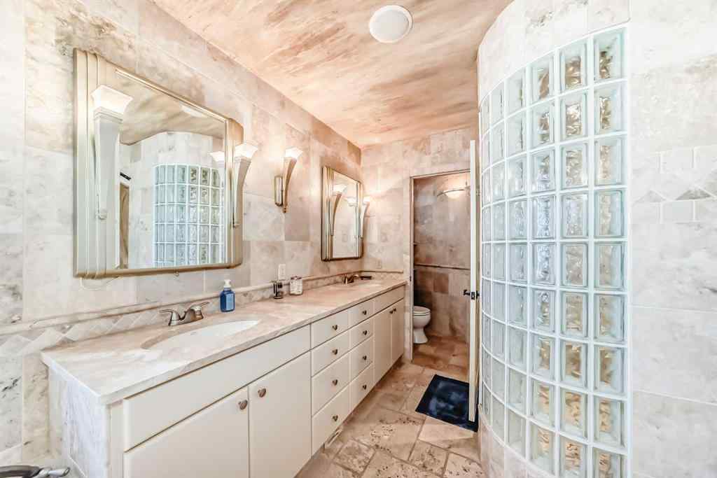 MLS® A2259560 - 716 West Chestermere Drive  in West Chestermere Drive Chestermere, Residential