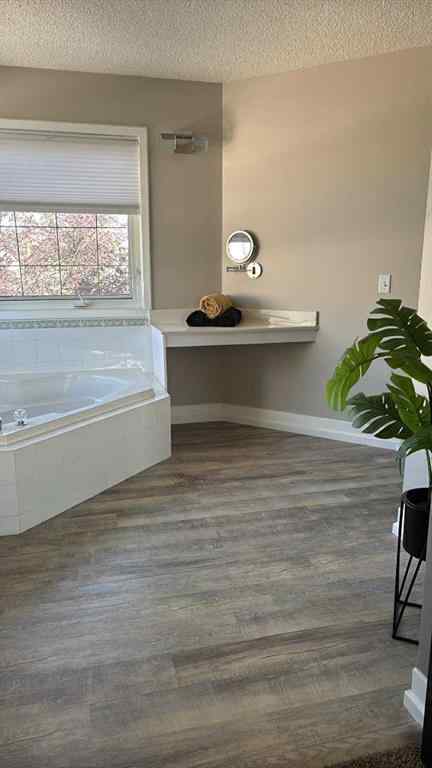 MLS® A2259564 - 148 Stonegate Crescent NW in Stonegate Airdrie, Residential