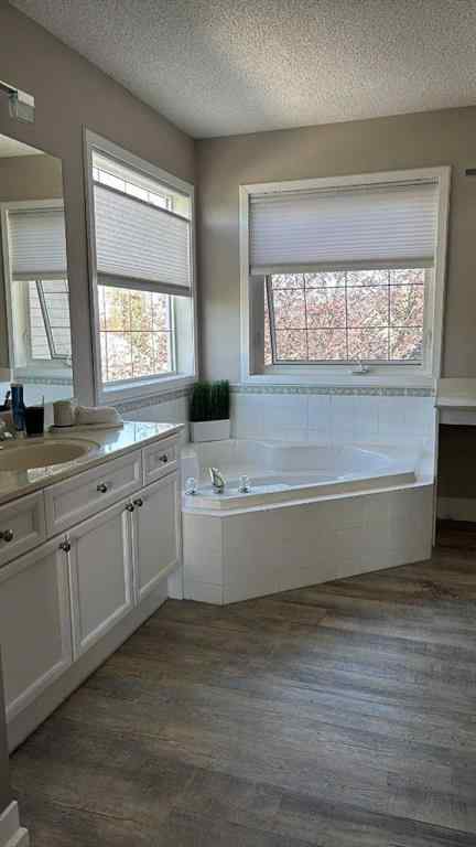 MLS® A2259564 - 148 Stonegate Crescent NW in Stonegate Airdrie, Residential