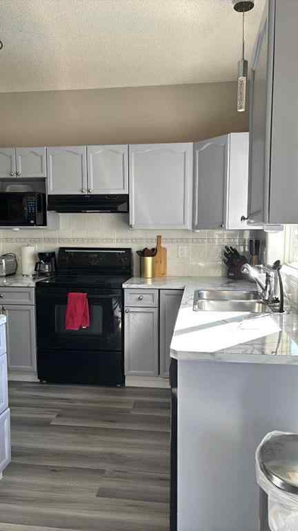 MLS® A2259564 - 148 Stonegate Crescent NW in Stonegate Airdrie, Residential